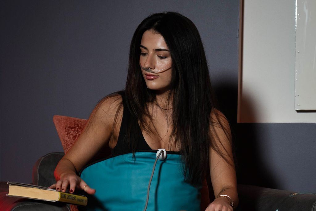 woman experiencing hydrogen therapy at calming space in Cleveland